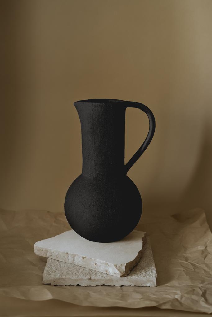 Zaura Vase - Black